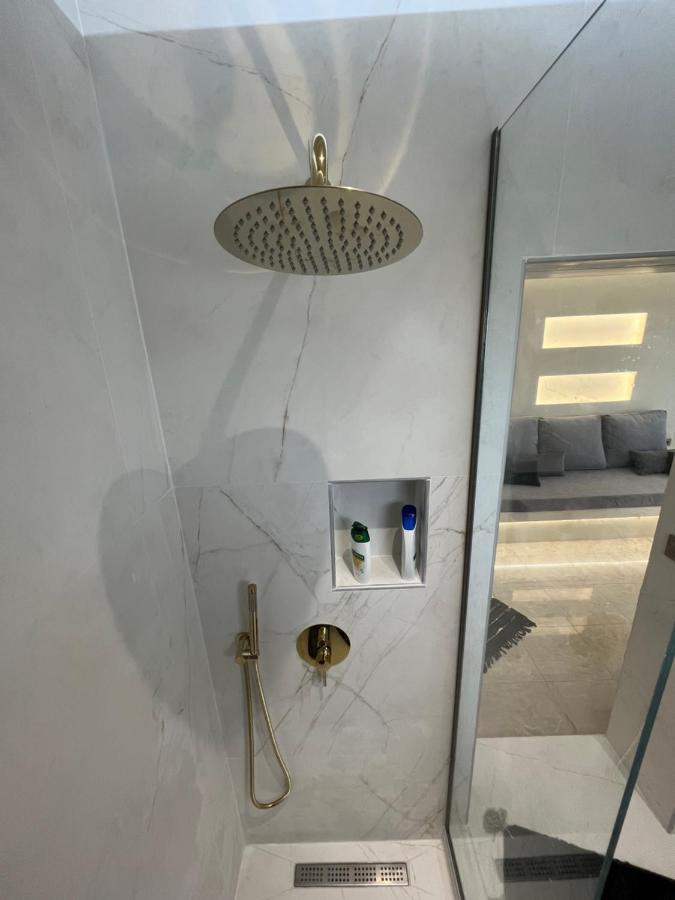 Lägenhet 2-luxury Jacuzzi White By The Sea Rhodes City